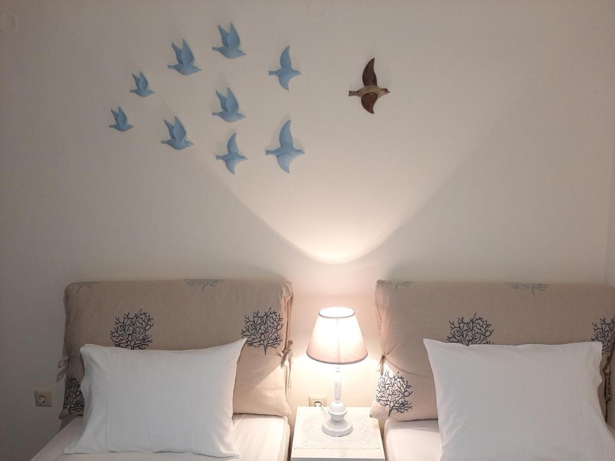 Kontis Apts Apartment Pelekas Ngoại thất bức ảnh