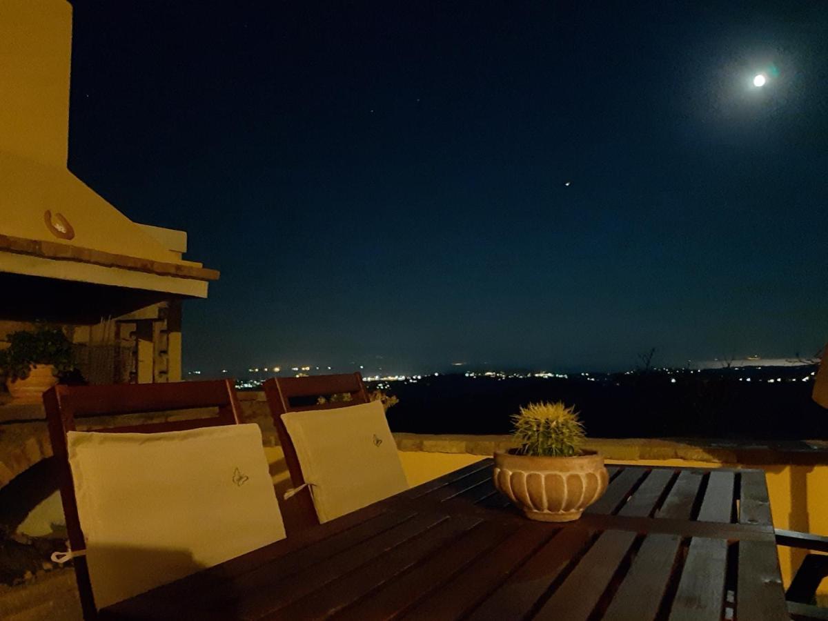 Kontis Apts Apartment Pelekas Ngoại thất bức ảnh
