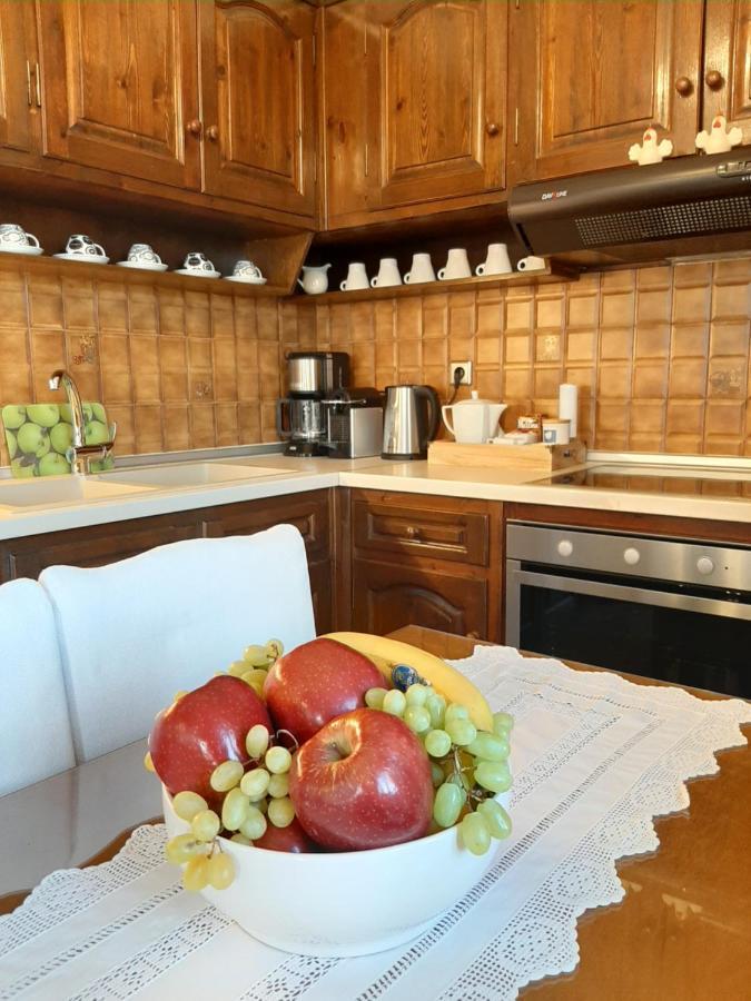 Kontis Apts Apartment Pelekas Ngoại thất bức ảnh