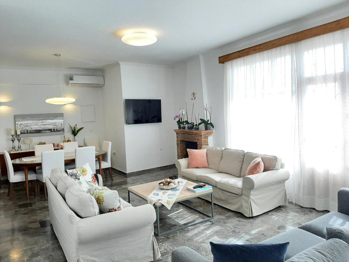 Kontis Apts Apartment Pelekas Ngoại thất bức ảnh
