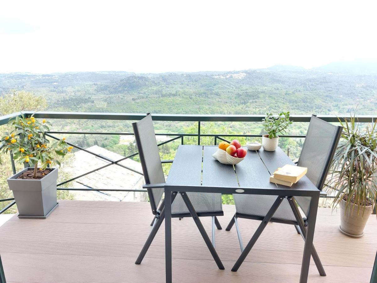 Kontis Apts Apartment Pelekas Ngoại thất bức ảnh
