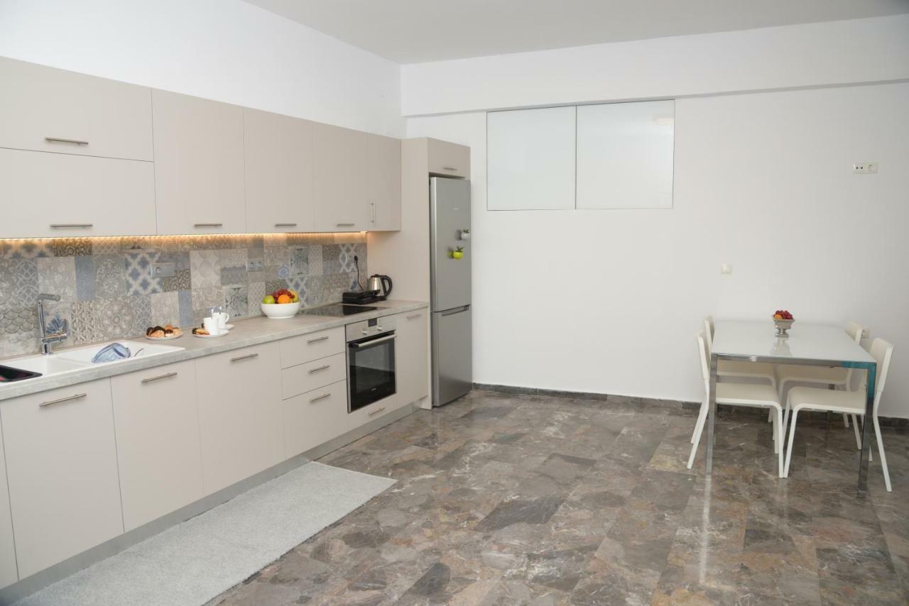 Kontis Apts Apartment Pelekas Ngoại thất bức ảnh