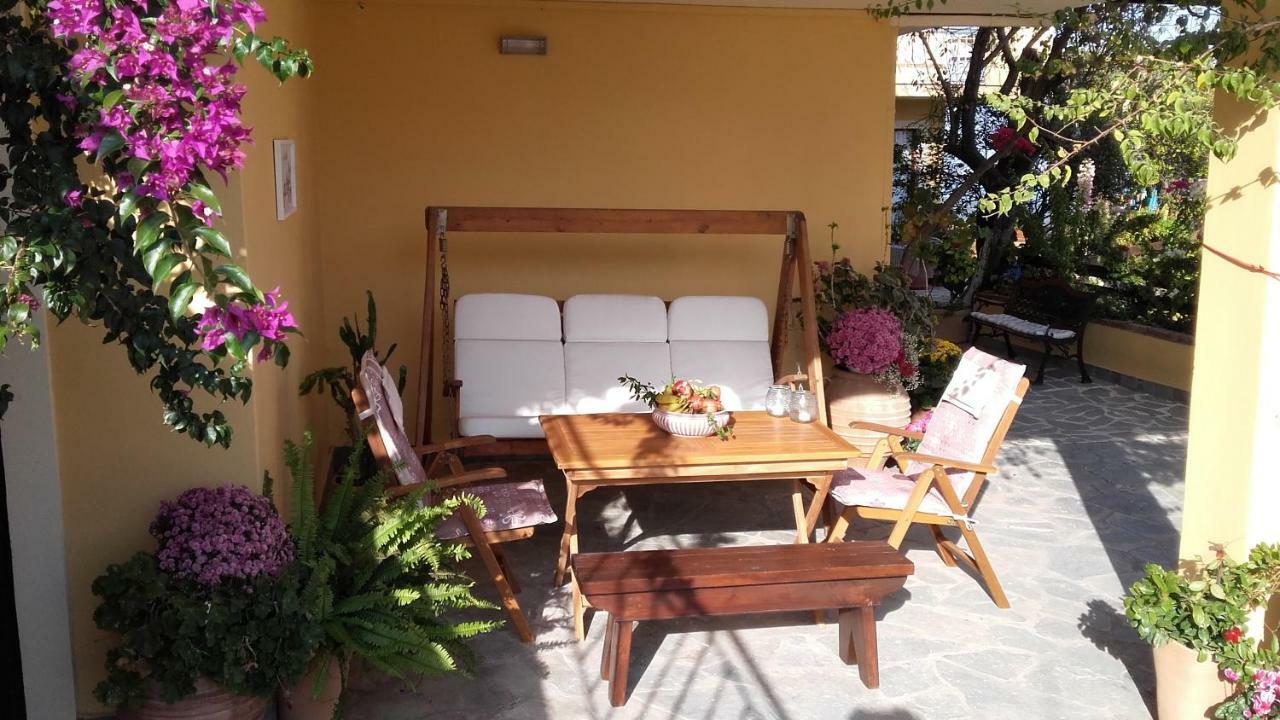 Kontis Apts Apartment Pelekas Ngoại thất bức ảnh